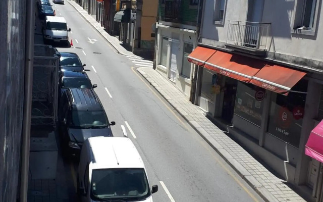 TMB (Train / Metro& Bus ) Oporto Station House