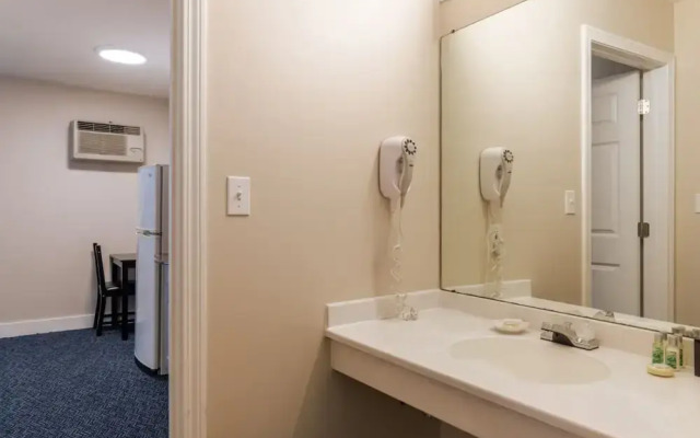 Ogunquit Hotel & Suites