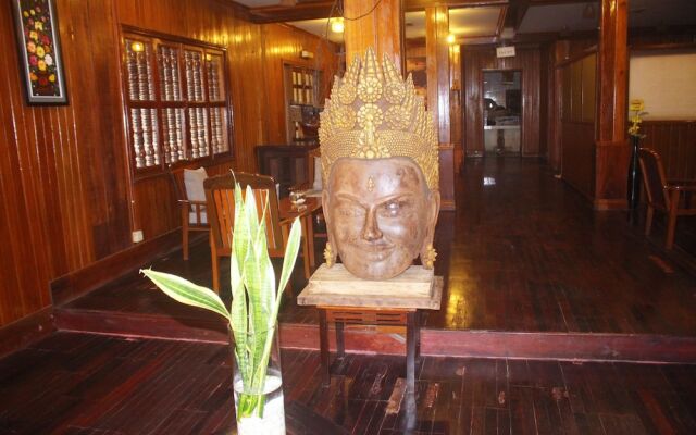 Suryavara Residence Hotel