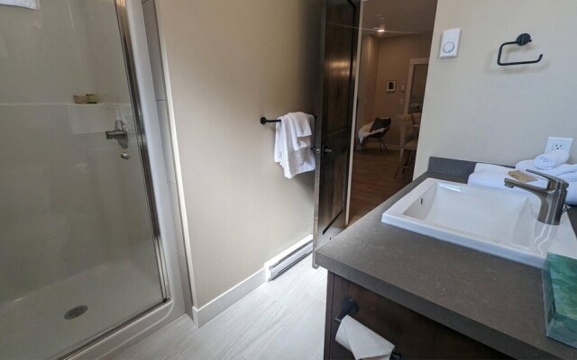 Altitude #36 2 Bedroom Condo