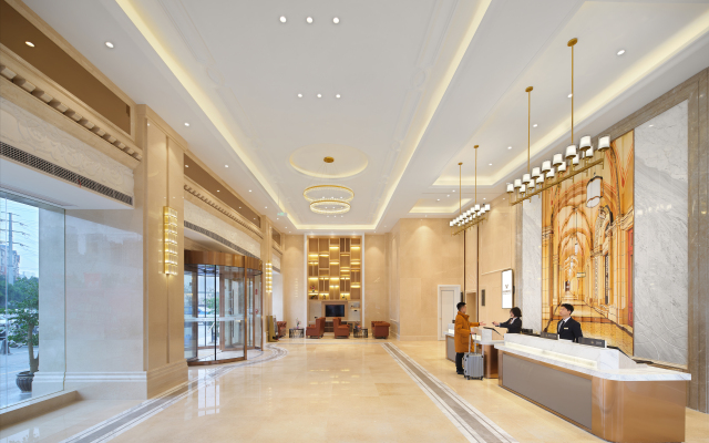 Vienna International Hotel (Wuzhou Wanda )