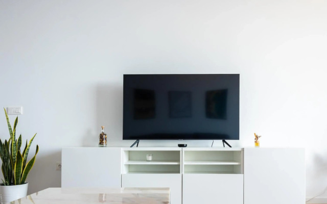 3 bdr aprt, stunning seaview, rooftop pool - LCGR