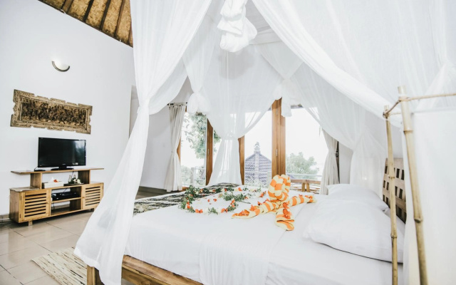 Lembongan Cliff Villas