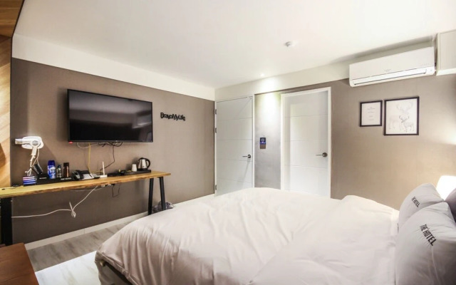 Yangsan (Deokgye) The Hotel