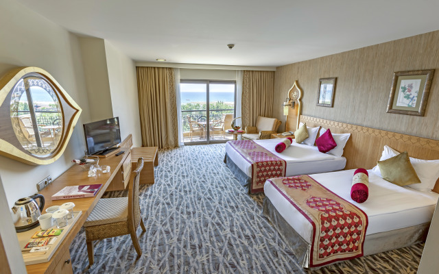 Royal Dragon Hotel – All Inclusive