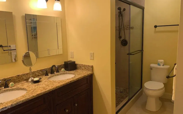 Cutter Court 922