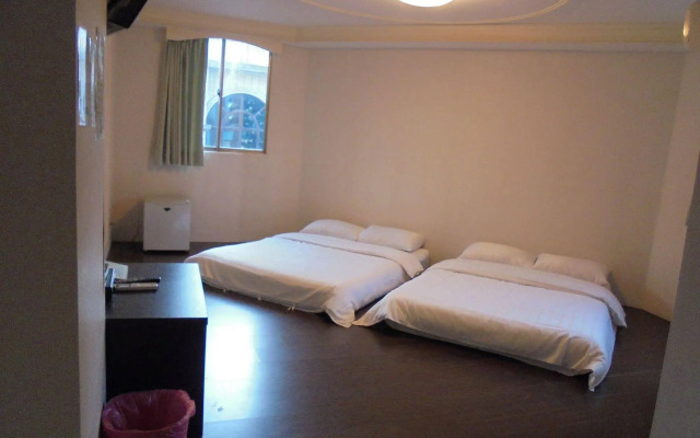 Tainan Inn