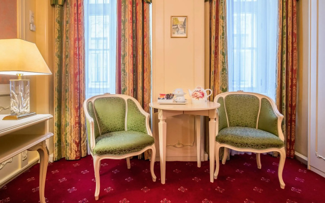 Schlosshotel Römischer Kaiser