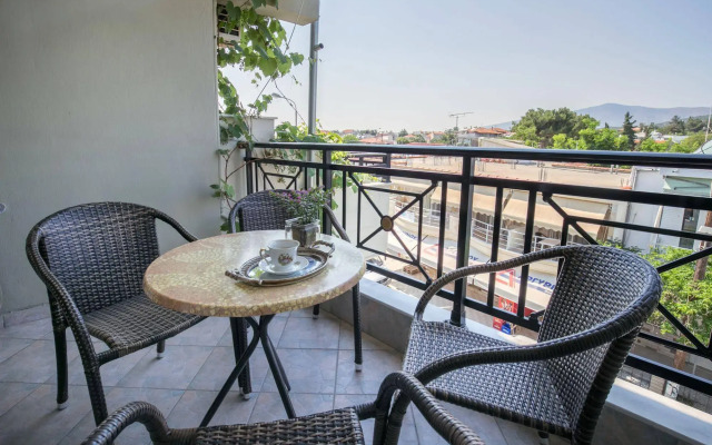 Lina Apartments