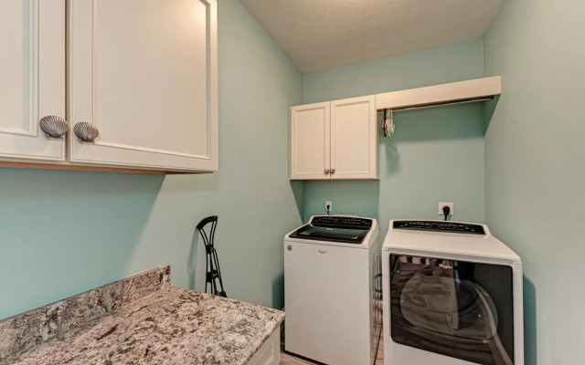Blue Palm Paradise - 205 - 65th