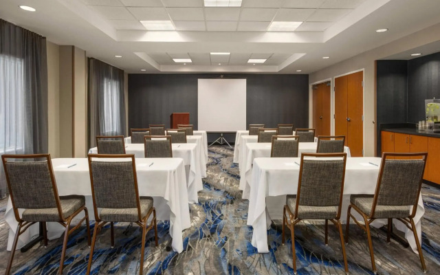Fairfield Inn & Suites Jacksonville West/Chaffee Point
