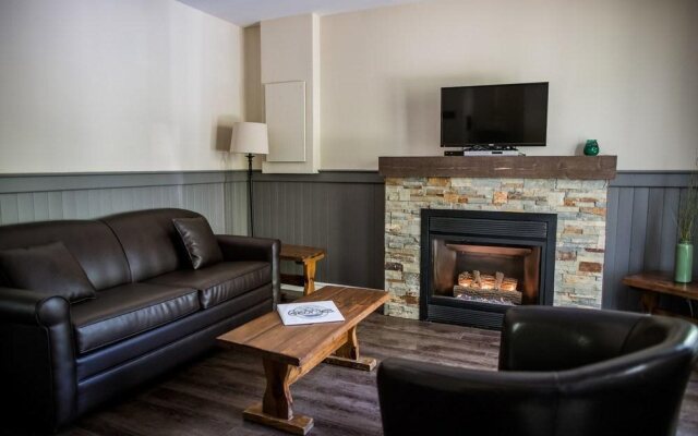 Georges Mountain Village