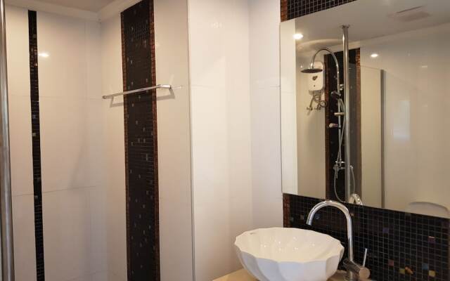 Amazon Condo & Water Park Pattaya