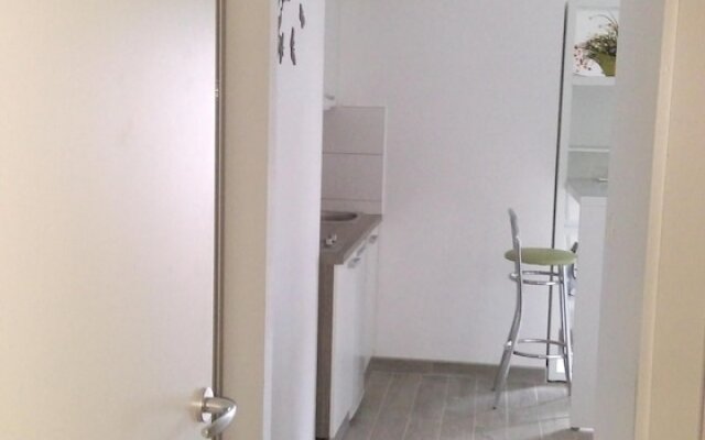 Studio in Sumartin, With Wonderful sea View, Furnished Balcony and Wif