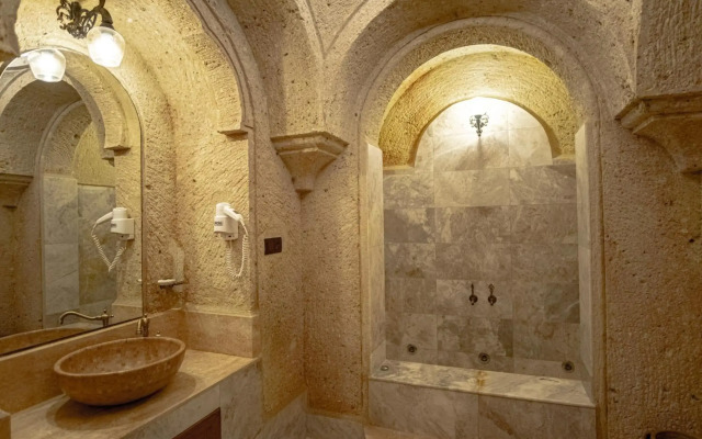 Kemerhan Hotel & Cave Suites