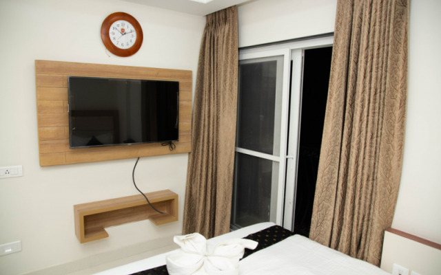 M Square Hotel