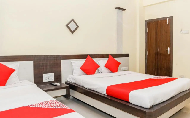OYO 35702 Hotel Baba Sai