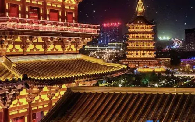 Luoyang lanshe Hotel (Luoyi ancient city store)