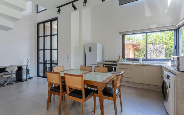 Churrasqueira | 200m da Praia de Jurerê #JA21