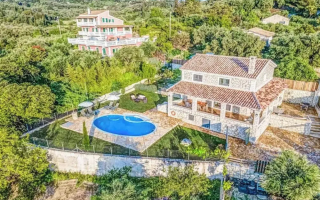 Villa Irida Garden