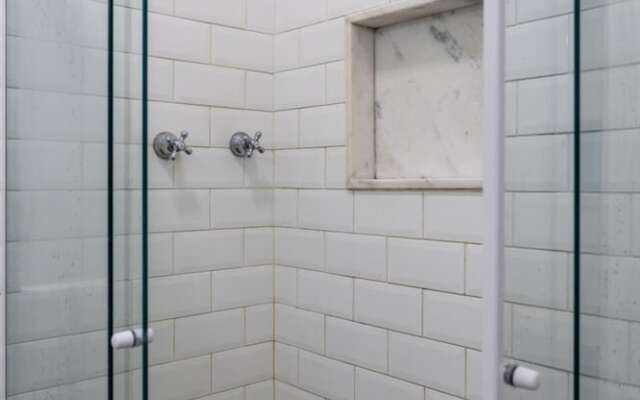 House 6 Minutes From Ipanema Beach Ns1b