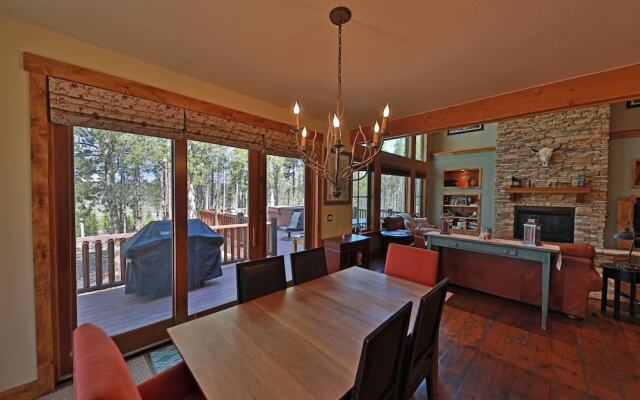 Juniper House 4 Bedrooms 3.5 Bathrooms Home