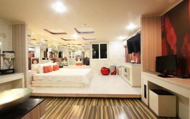 J Boutique Hotel Mg Stay