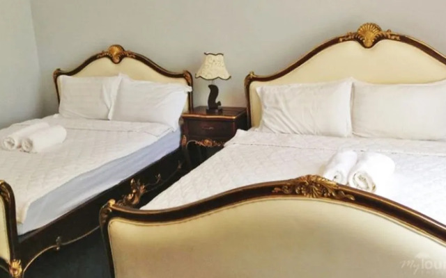 Phoenix Hotel