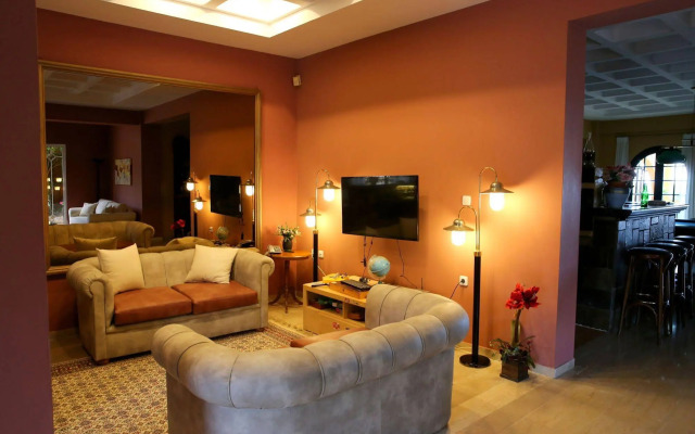 Sunrise Inn Hotel