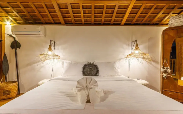 Villa Namu by Alfred in Bali