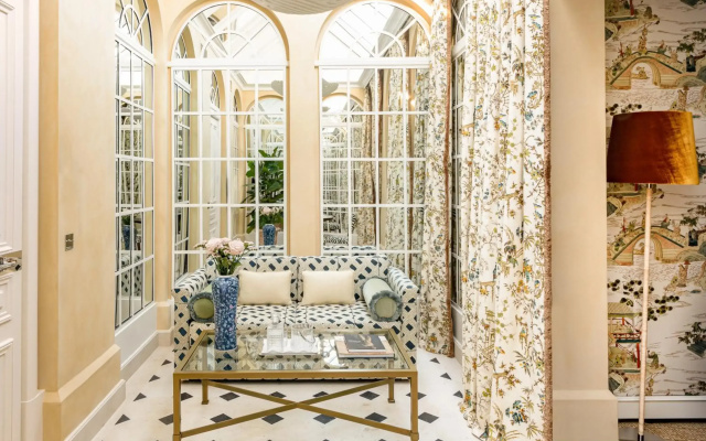Saint James Paris - Relais & Chateaux