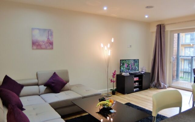 Serviced Apartments Colindale