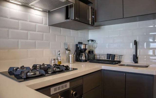 w Stylish 2BR in San Isidro