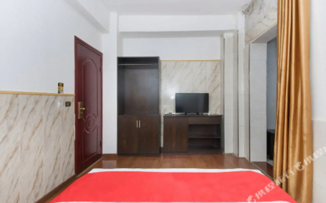 Yijia Hotel