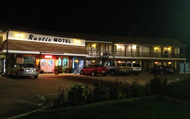 Rustic Motel Rolla