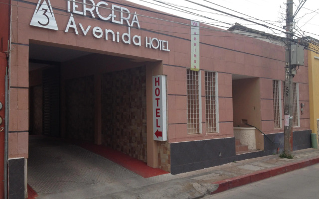 Tercera Avenida Hotel