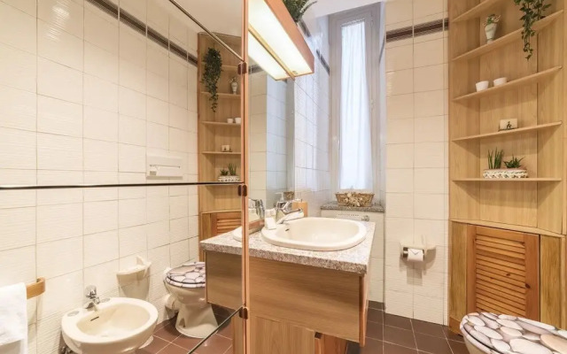Elegant and Spacious 6 Guests Flat Near Vatican