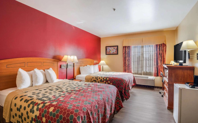 Econo Lodge Lubbock I-27