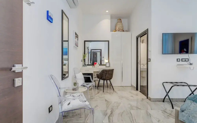 Tango Luxury Rooms