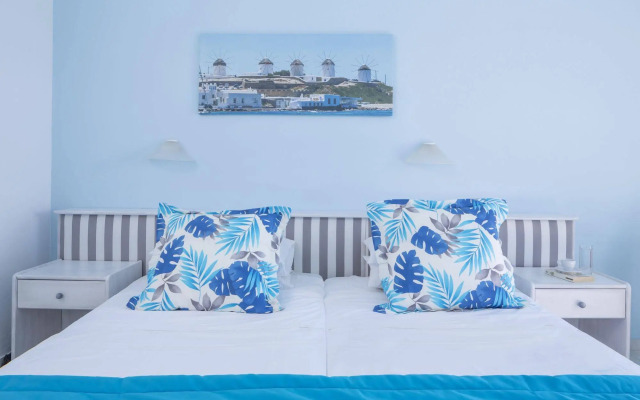 Kosmoplaz Beach Hotel