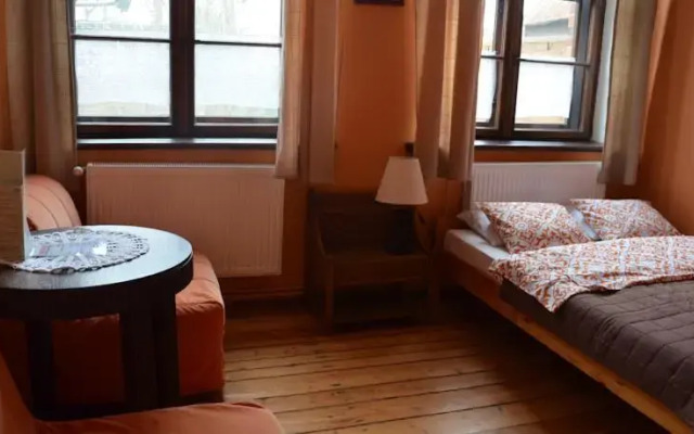 Stara Szkoła w Harszu