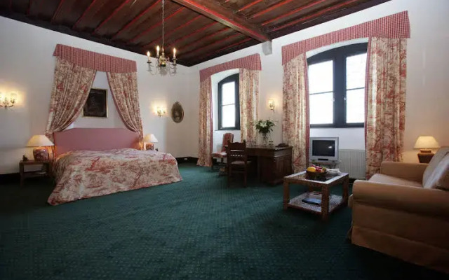 Schlosshotel Götzenburg