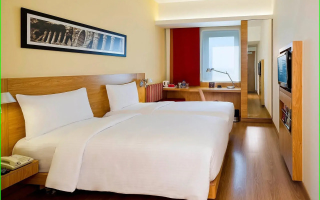 ibis Nashik Hotel