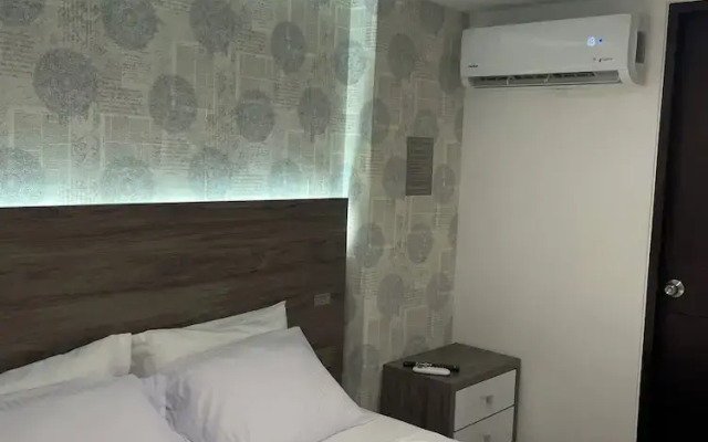 Luxury Liv Limonar