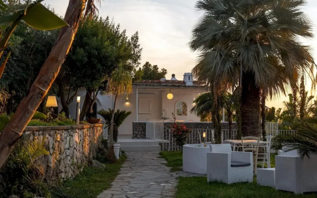 Villa Azzurra - by Elite Villas