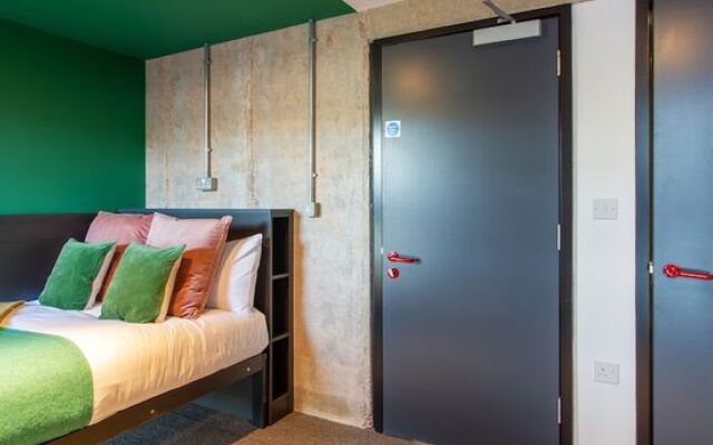 En Suite Rooms  Studios SHEFFIELD - SK