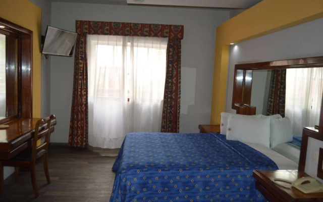 Hotel Mina