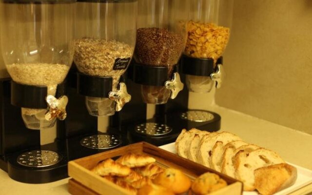Moville Boutique Hostel