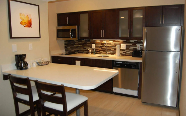 Hawthorn Suites by Wyndham Indianapolis North