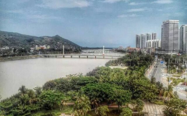 Badminton Hotel - Lingshui